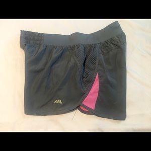 Sport shorts